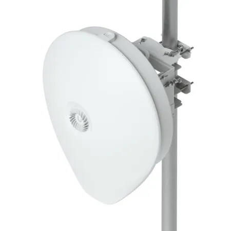 Ubiquiti Networks Ubiquiti airFiber 60 XR – 60GHz Xtreme-Range 15KM Multi-Gigabit PTP Backhaul