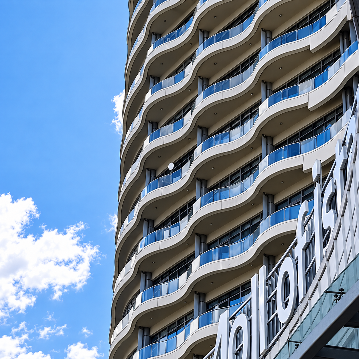 Apex Ev Aletleri İstoç Mall of İstanbul Point to Point Ubiquiti anten bağlantısı